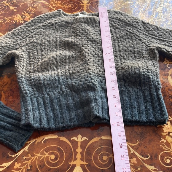 BIRD by JUICY COUTURE szS wool & rabbit button back crop cardigan sweater ombré - Picture 5 of 6